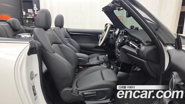 Mini Cooper Convertible — Фото автомобиля 11