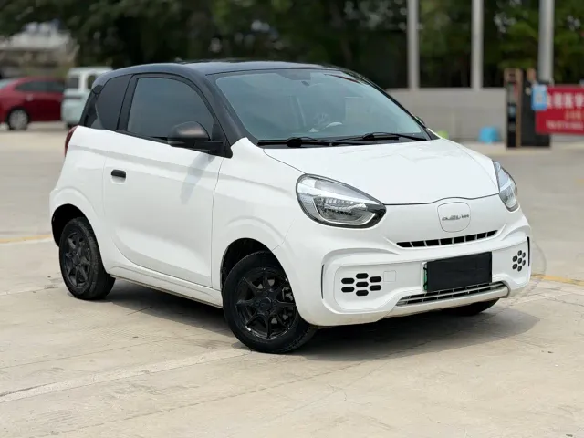 Roewe Clever — Фото автомобиля 2