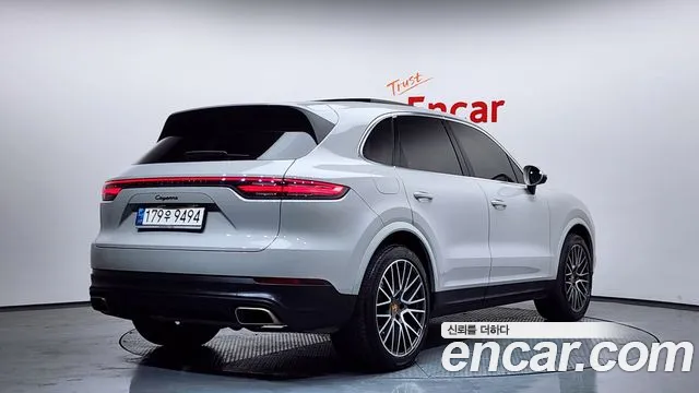Porsche Cayenne — Фото автомобиля 2