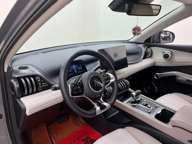 BYD Yuan PLUS — Фото автомобиля 12