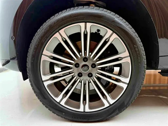 Land Rover Range Rover — Фото автомобиля 20