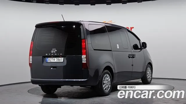 Hyundai Staria Staria Карго 5 мест — Фото автомобиля 2