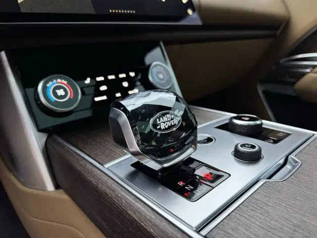 Land Rover Range Rover — Фото автомобиля 13