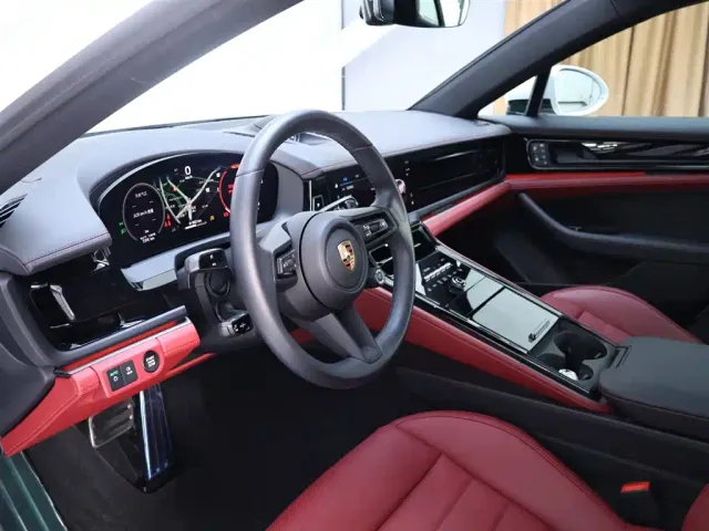 Porsche Panamera — Фото автомобиля 13
