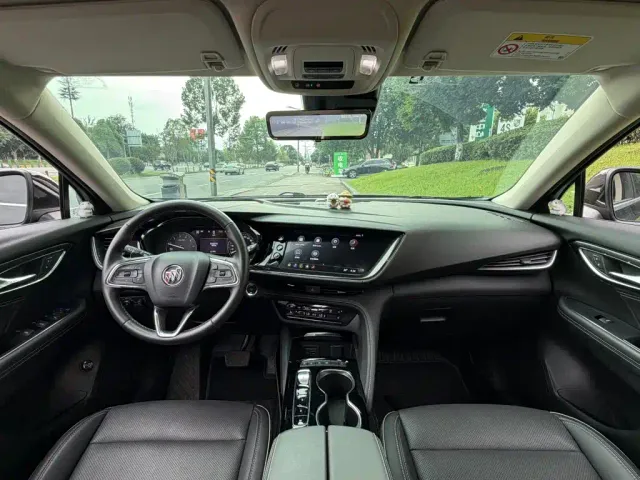 Buick Envision Plus — Фото автомобиля 13