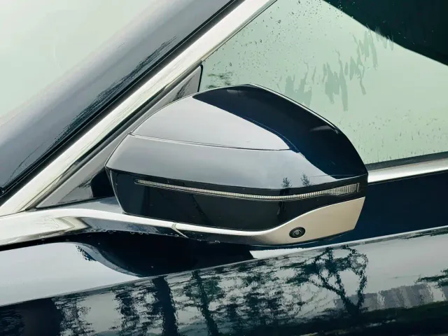 BMW 7 Series — Фото автомобиля 10