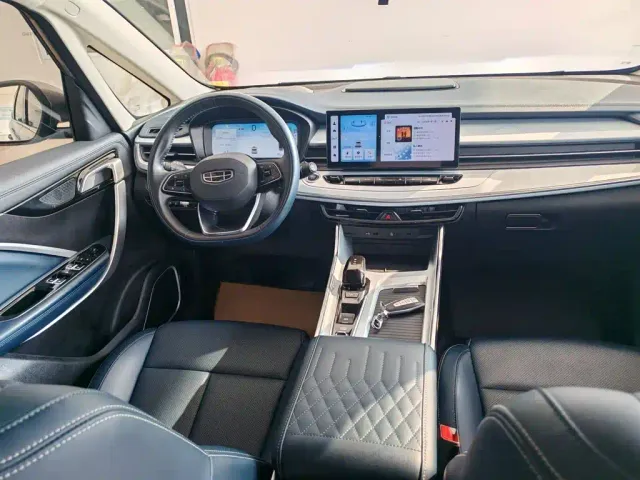 Geely Jiaji — Фото автомобиля 5