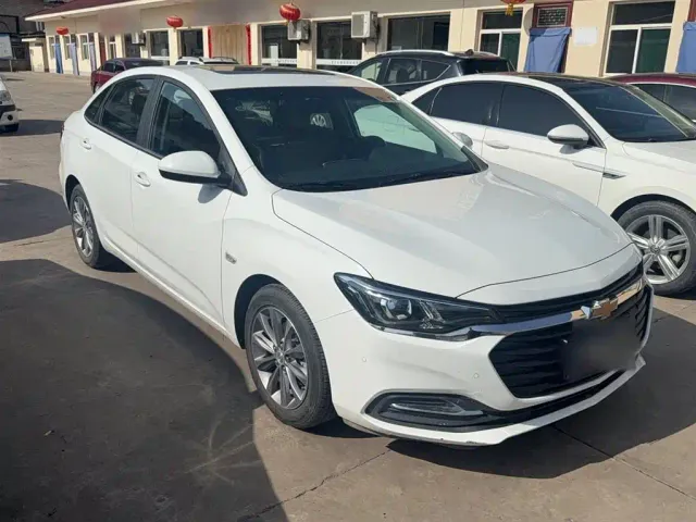 Chevrolet Monza — Фото автомобиля 3
