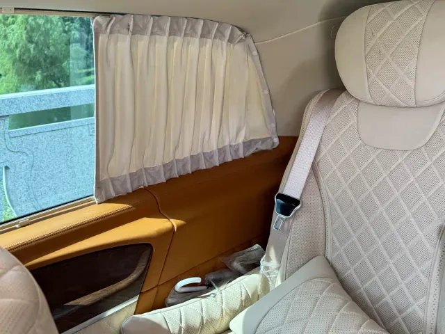 Mercedes-Benz V-Class — Фото автомобиля 8