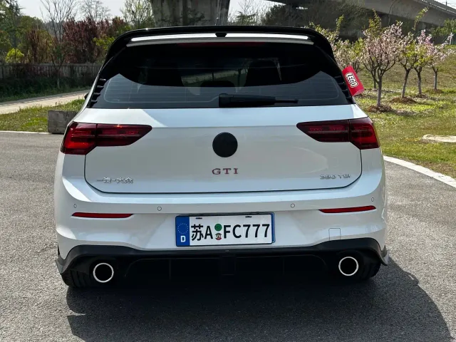Volkswagen Golf GTI 2021 380TSI DSG GTI — Фото автомобиля 22
