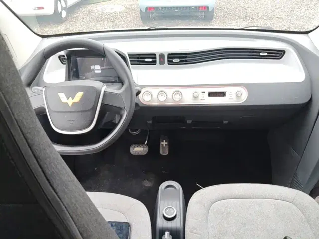 Wuling Hongguang Mini EV — Фото автомобиля 9