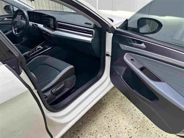 Volkswagen Lamando — Фото автомобиля 20