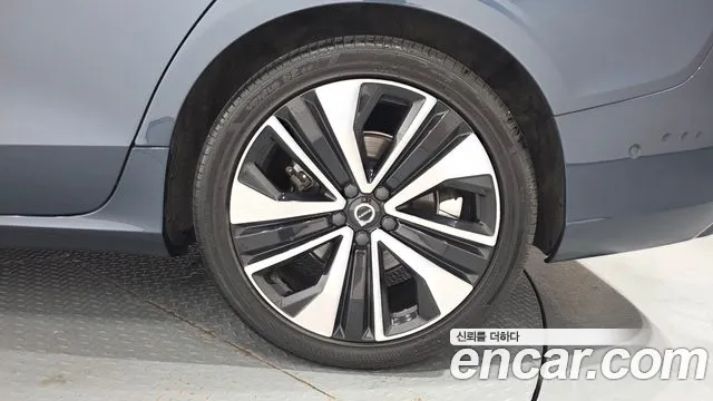 Вольво S60 S60 третьего поколения B5 Ultimate Bright — Фото автомобиля 20