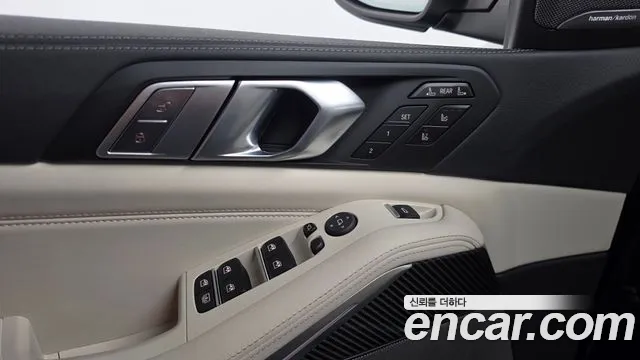BMW X7 G07 — Фото автомобиля 26