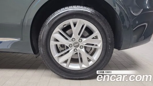 Genesis GV70 — Фото автомобиля 20
