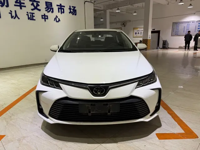 Toyota Corolla — Фото автомобиля 2