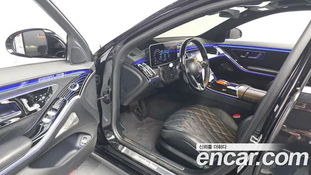 Mercedes-Benz S-Class — Фото автомобиля 8