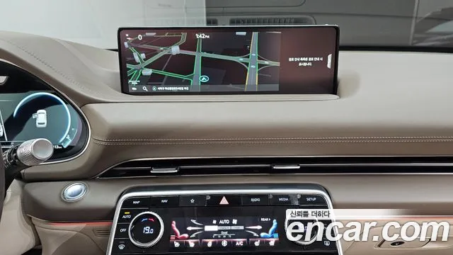 Genesis GV80 — Фото автомобиля 20