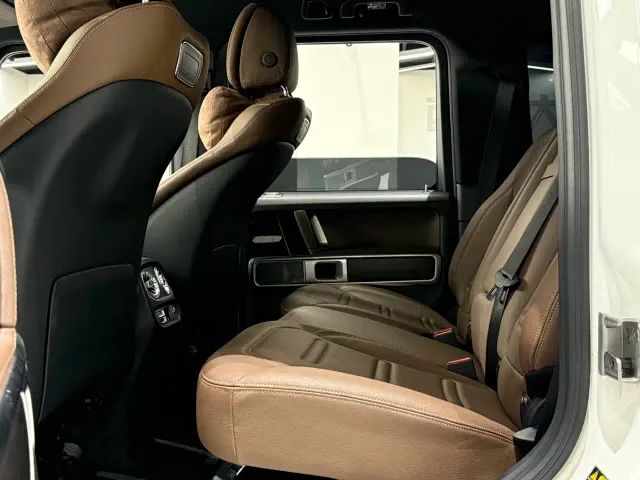 Mercedes-Benz G-Class — Фото автомобиля 14