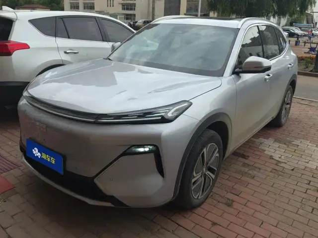 Geely Galaxy Starship 7 EM-i — Фото автомобиля 2