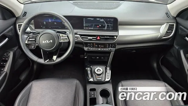Kia Seltos — Фото автомобиля 10