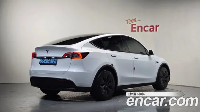 Tesla Model Y Модель Y — Фото автомобиля 2