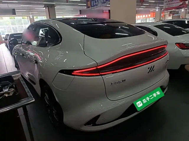 IM Motors LS6 — Фото автомобиля 4