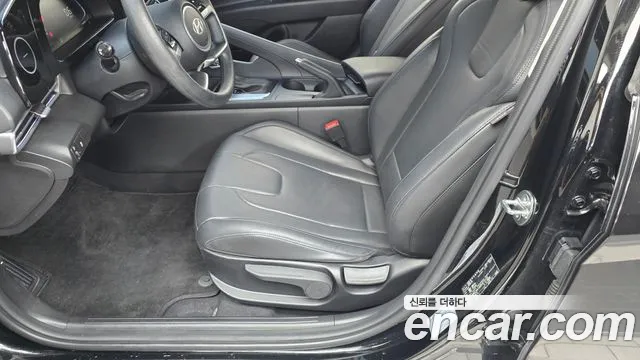 Hyundai Avante CN7 — Фото автомобиля 23