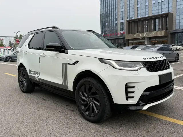 Land Rover Discovery 2023 Facelift 360PS R-Dynamic S — Фото автомобиля 3