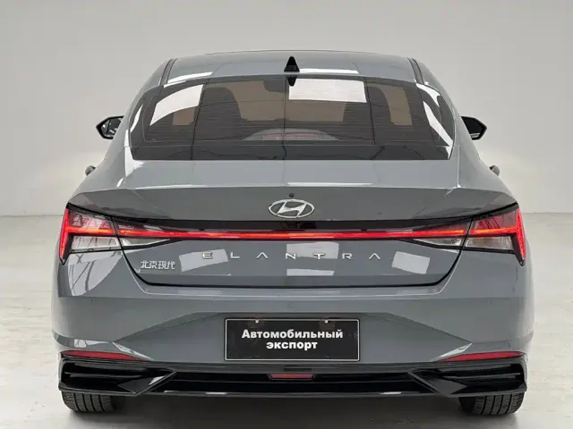 Hyundai Elantra — Фото автомобиля 17