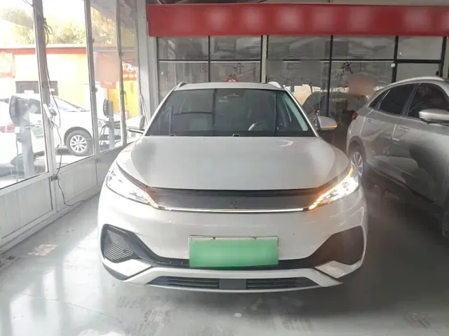 BYD Yuan PLUS — Фото автомобиля 2