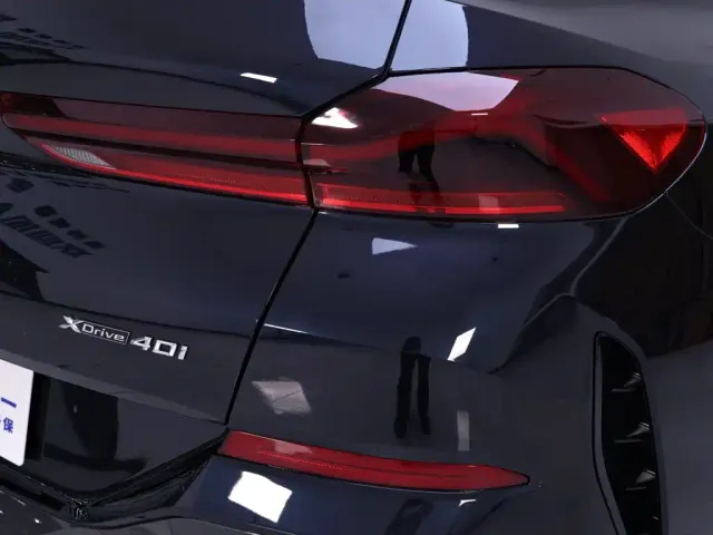 BMW X6 — Фото автомобиля 9