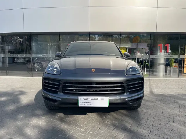 Porsche Cayenne — Фото автомобиля 5