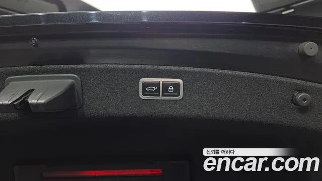 Genesis G80 Бензин 3.5 турбо AWD — Фото автомобиля 20
