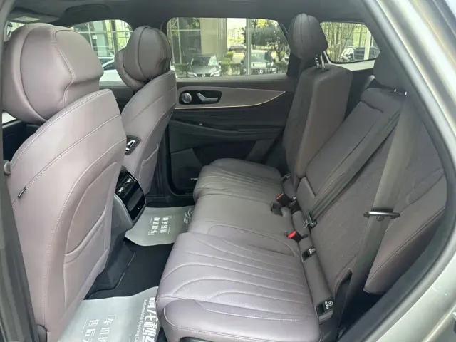 Chery Tiggo 9 — Фото автомобиля 9