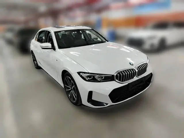 BMW 3 Series — Фото автомобиля 5