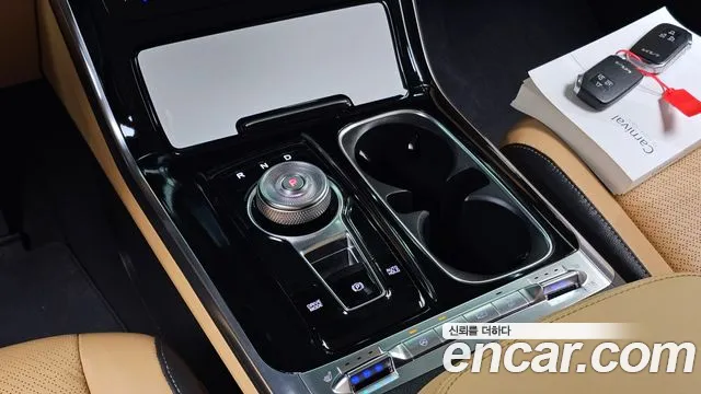 Kia Canival Carnival 4 поколение Дизель 9 мест Signature — Фото автомобиля 7
