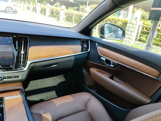 Volvo S90 — Фото автомобиля 13