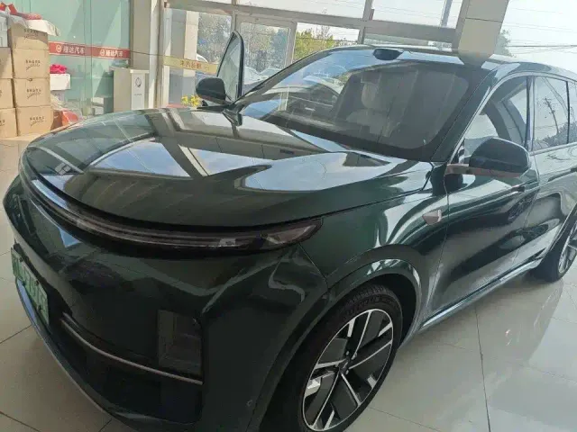 Фотография автомобиля — Li Auto L9