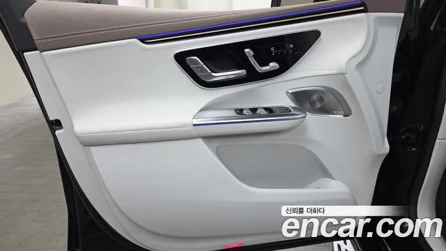 Mercedes-Benz EQE — Фото автомобиля 23
