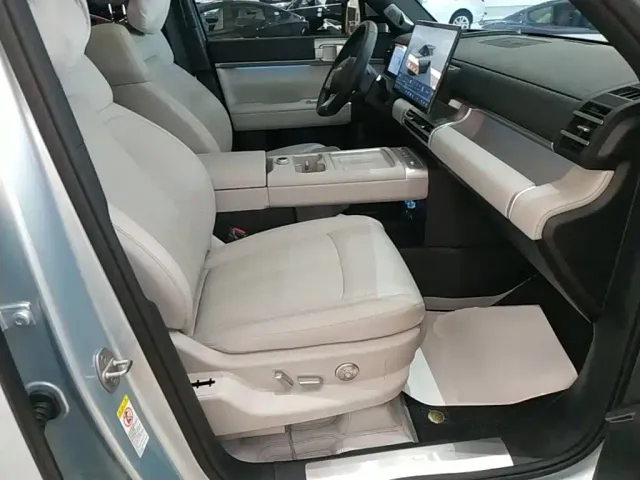 BYD FangChengBao Titanium 7 — Фото автомобиля 24