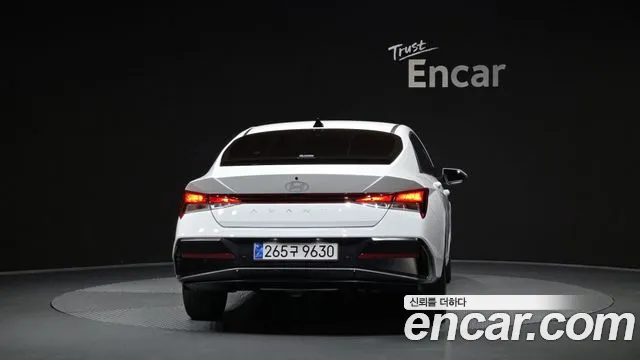 Hyundai Avante CN7 — Фото автомобиля 4