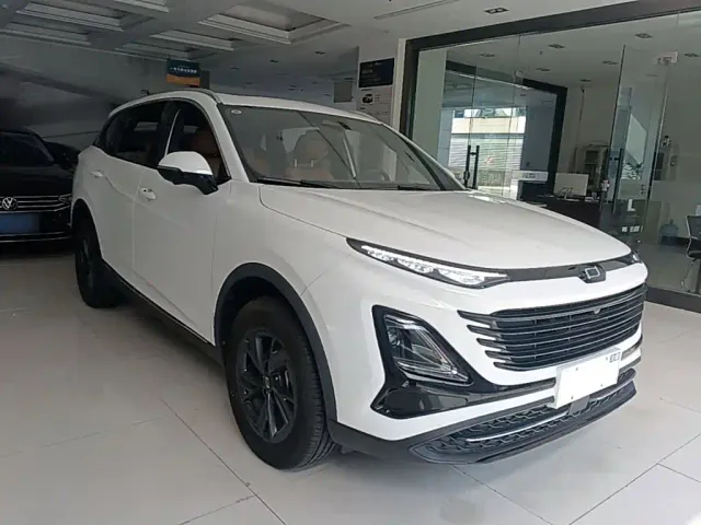 Bestune T90 — Фото автомобиля 3