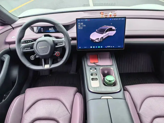 Xiaomi SU7 — Фото автомобиля 10