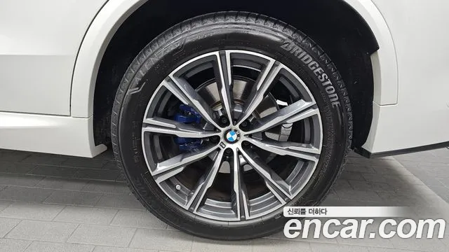 BMW X5 — Фото автомобиля 16