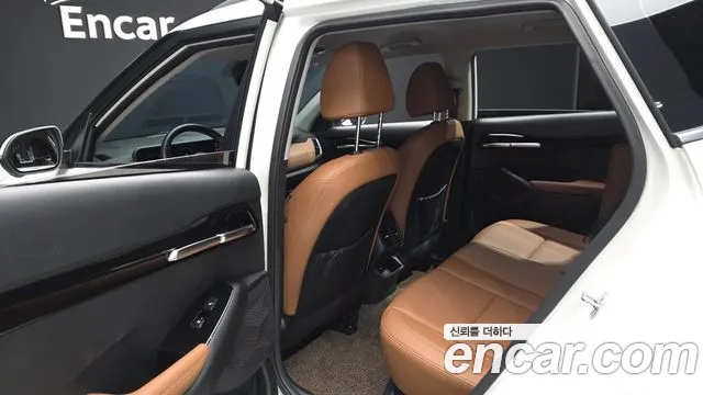 Kia Seltos — Фото автомобиля 16