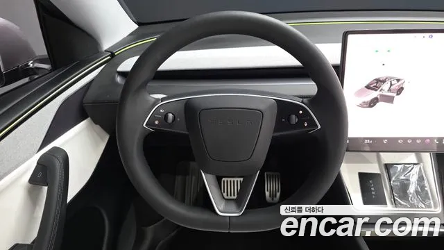 Tesla Model Y — Фото автомобиля 12