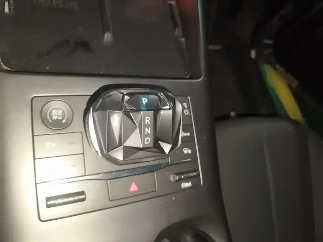 BYD Qin PLUS 2025 DM-i Smart Drive 55KM Leader — Фото автомобиля 6