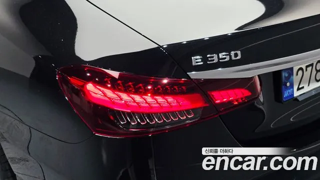 Mercedes-Benz E-Class E-класс W213 E350 4MATIC Exclusive — Фото автомобиля 23