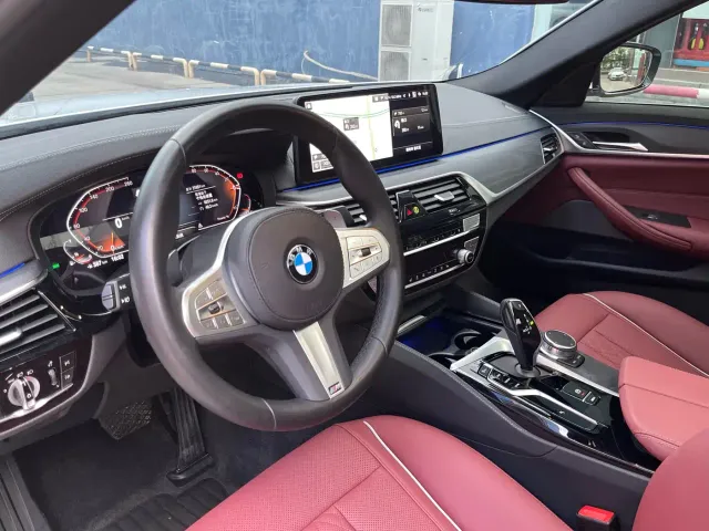 BMW 5 Series — Фото автомобиля 13